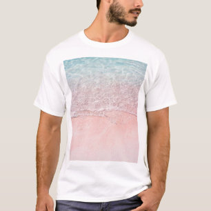 Komodo National Park: Pink Splash Beach T-Shirt