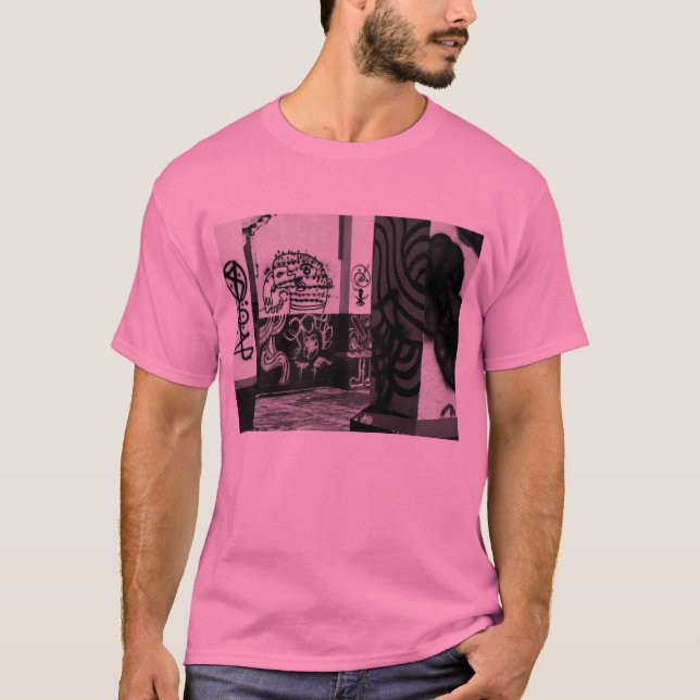 kota kinabalu graffiti T-Shirt (Front)