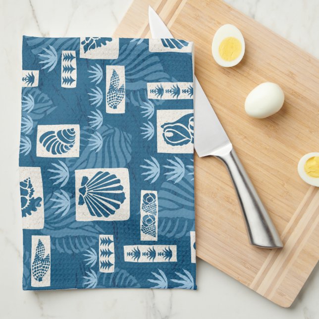 Kua Bay Hawaiian Undersea Shells Tea Towel (Quarter Fold)