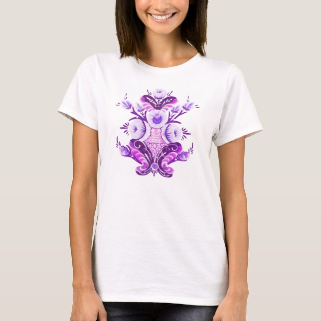 Kurbits flower design for women. T-Shirt (Front)