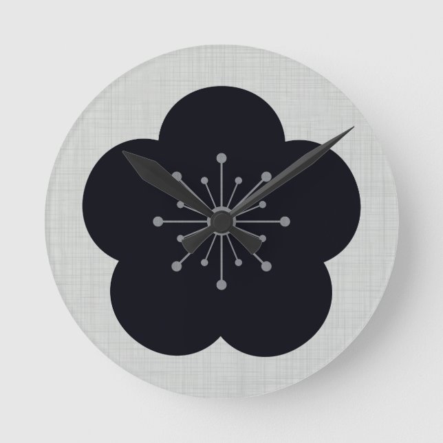 KURO UME - Bold-White Round Clock (Front)