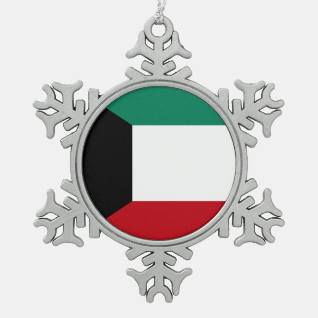 Kuwait Flag Snowflake Pewter Christmas Ornament (Front)