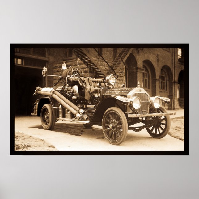 La France Fire Truck 1924 - Vintage Poster (Front)