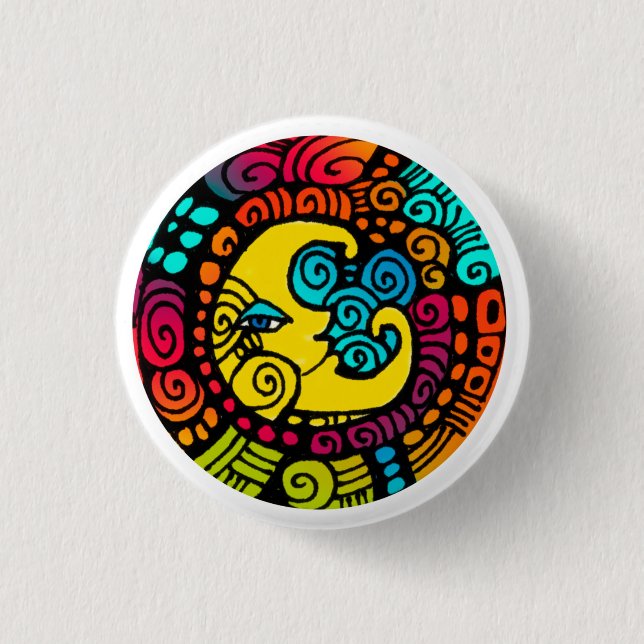 La Luna / Moon whimsical mylar 1 1/4 sized button (Front)