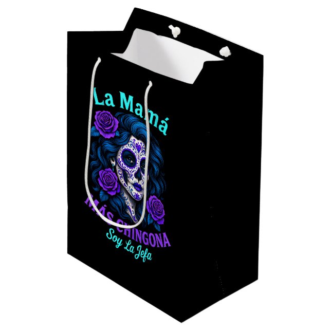 La Mamá Más Chingona Funny Spanish Mum Medium Gift Bag (Front Angled)