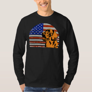 Labrador Retriever Vintage Dog On American Flag Bl T-Shirt