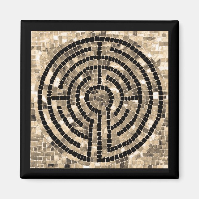 LABYRINTH V Square Magnet - Black (Front)