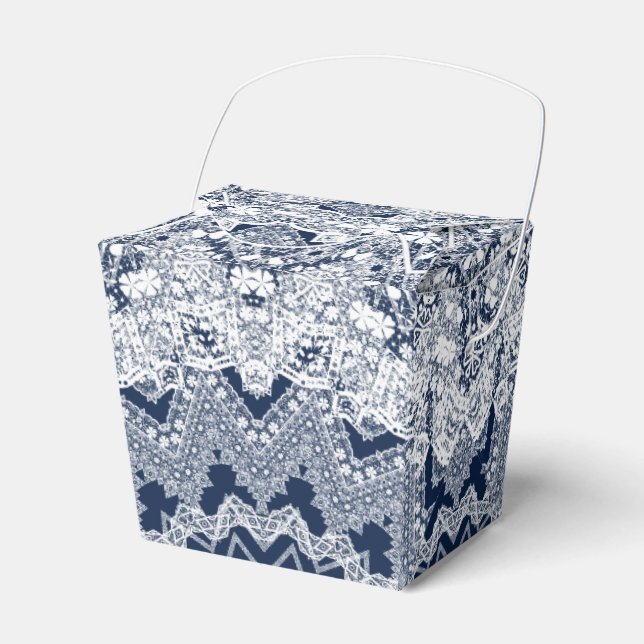 Lace decoration favour box (Front Side)