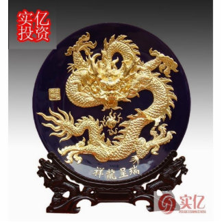 Lacquer Thread Sculpture Standing Photo Sculpture