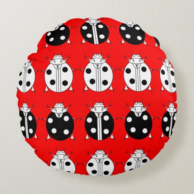 ladybirds pattern round cushion (Front)
