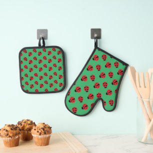 Ladybugs Design Oven Mitt & Pot Holder Set