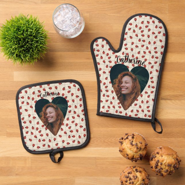  Ladybugs Pattern Custom Photo & Name on Cream Oven Mitt & Pot Holder Set (Top Down)