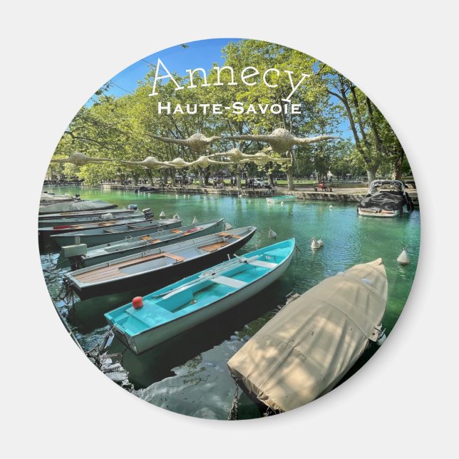 Lake Annecy, Haute-Savoie Round Magnet (Front)