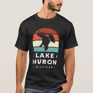 Lake Huron Michigan National Park Camping Retro re T-Shirt