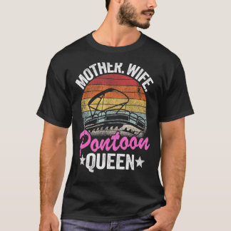 Lake Life Women Mum Mother Wife Pontoon Queen 2 T-Shirt