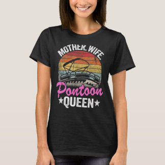Lake Life Women Mum Mother Wife Pontoon Queen 2 T-Shirt