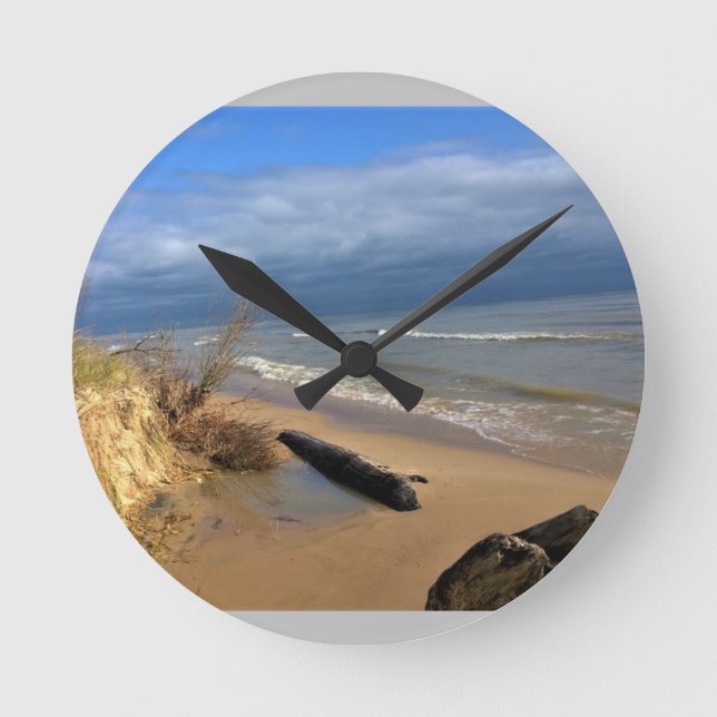 Lake Michigan, Sheboygan, Wisconsin Round Clock (Front)