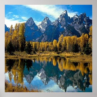 Lake Scenery Canvas Print