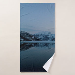 LAKE SURROUNDED BY MOUNTAINS BATH TOWEL