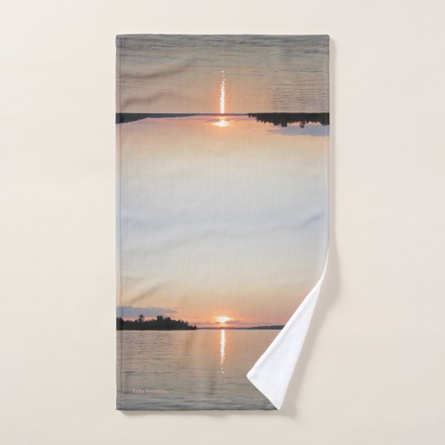 Lake Vermilian Sunset Hand Towel (Hand Towel)