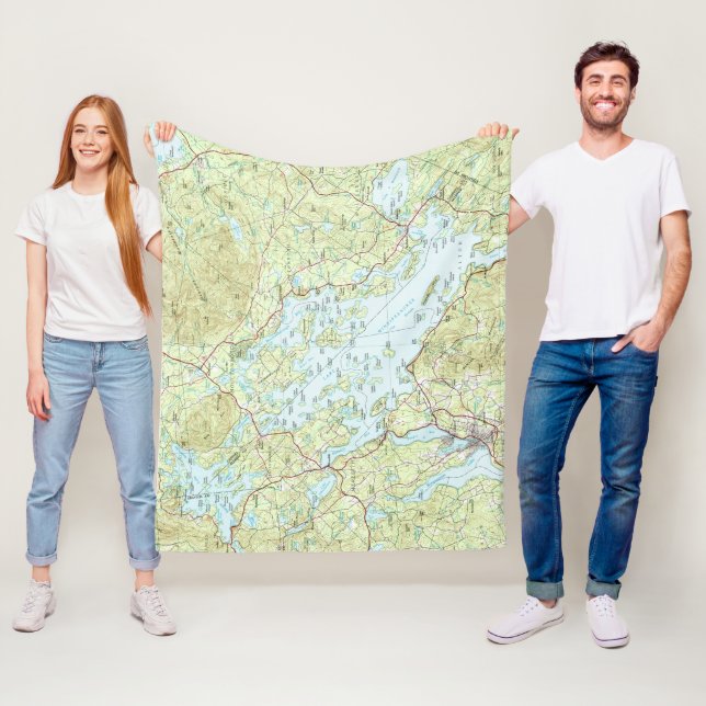 Lake Winnipesaukee Map (1986) Fleece Blanket (In Situ)