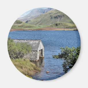 LAKES AND VIEWS WALES MAGNET
