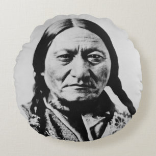 Lakota Chief Surrender: Sitting Bull Fort Buford Round Cushion