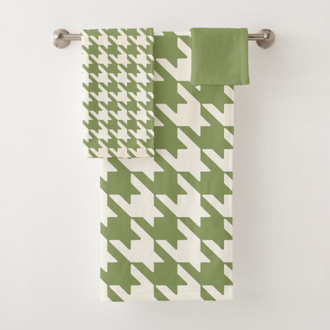 Large Houndstooth Pattern Sage Green and White Bath Towel Set (Insitu)