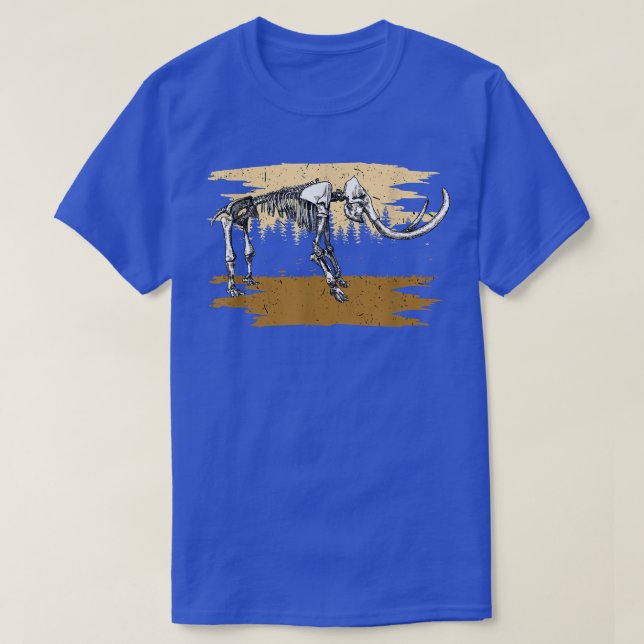 Large Mammoth Skeleton Etinct Animal Mammoth  T-Shirt (Design Front)