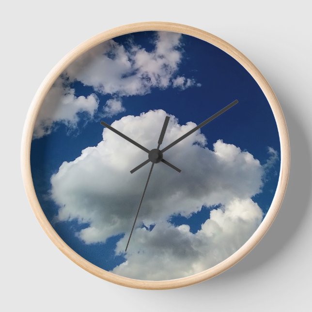 Large soft clouds clock (Front)
