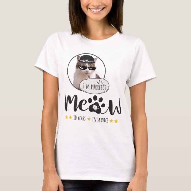 Larry Cat 10 years in service Funny Cat Meme T-Shirt (Front)