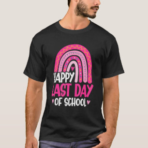 Last Day Of School 2022 Rainbow Lunch Lady Teacher T-Shirt