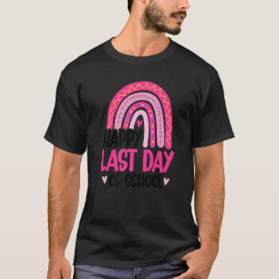 Last Day Of School 2022 Rainbow Pink Teacher Kid G T-Shirt
