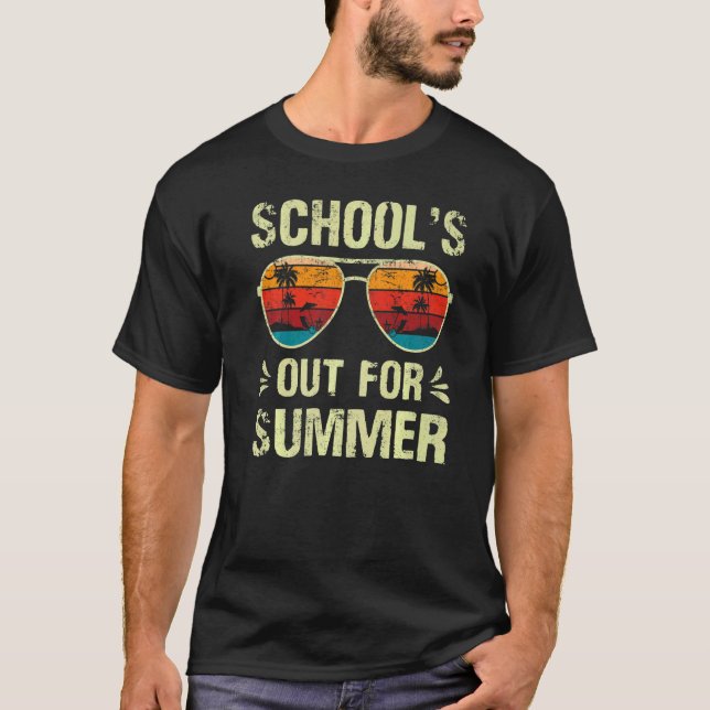 Last Day Of School Out Off Summer Year End School T-Shirt (Front)