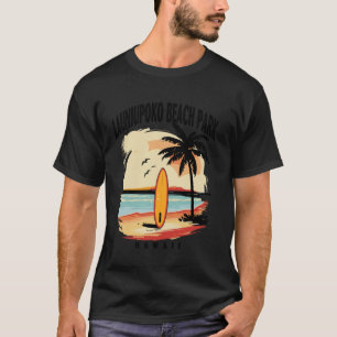 Launiupoko Beach Park Hawaii Surfboard Surfing Men T-Shirt
