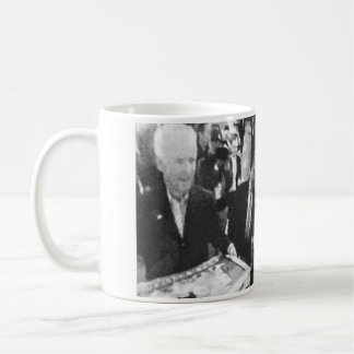 #LAURAHGUILLENWRIGHT & #JOEBIDEN COFFEE MUG