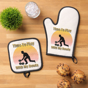 Lawn Bowls: Time To Play With My Bowls, Oven Mitt & Pot Holder Set