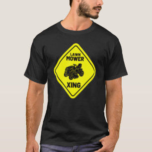 Lawn Mower Xing Mowing Retro Yard Work Lawn Tracto T-Shirt