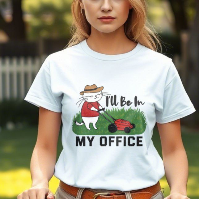 Lawn mowing funny cat  T-Shirt (Creator Uploaded)