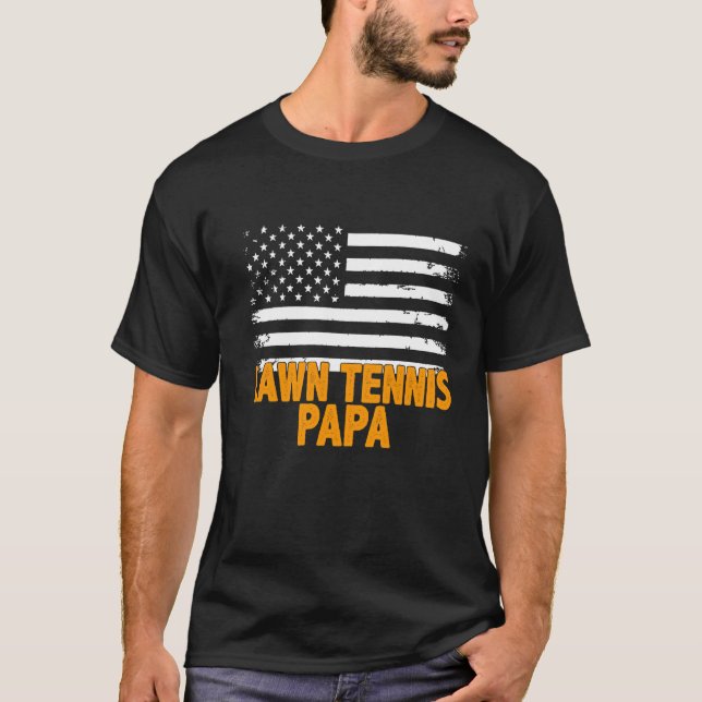 Lawn Tennis Papa American Flag Father's Day Men's T-Shirt (Front)