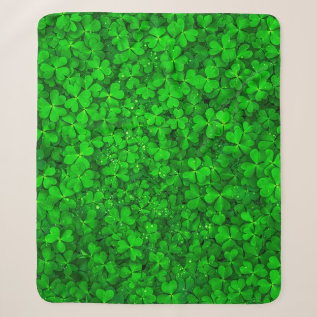 Leaf clover green shamrock spring sherpa blanket (Front)
