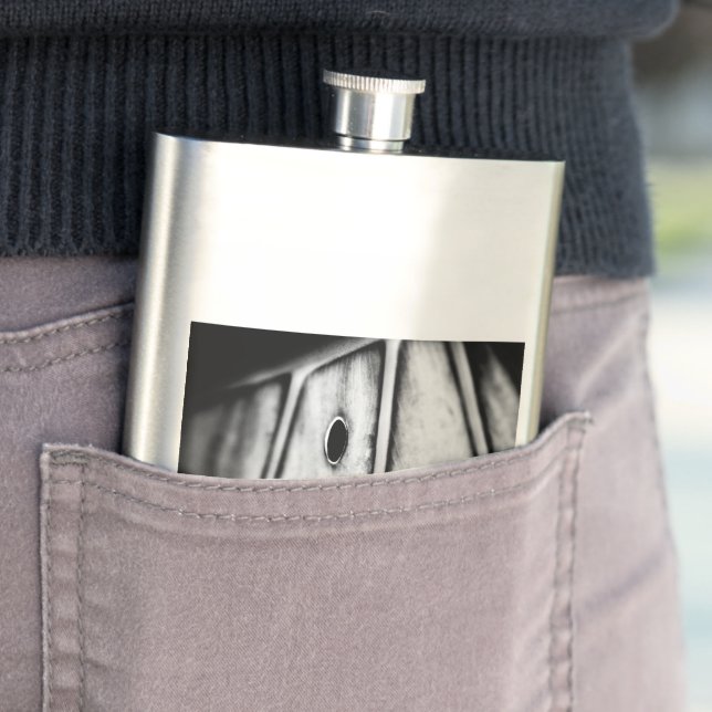leaf is home hip flask (In Situ)