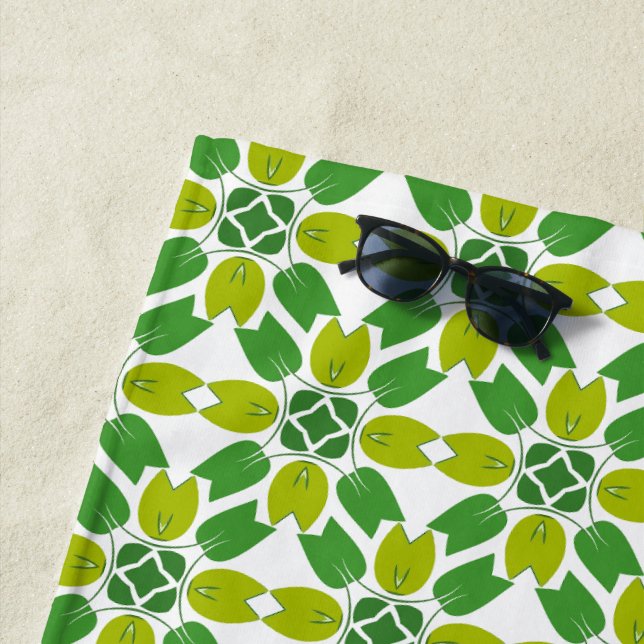 Leaf Pattern, Pattern Of Leaves, Green Leaves Beach Towel (In Situ)