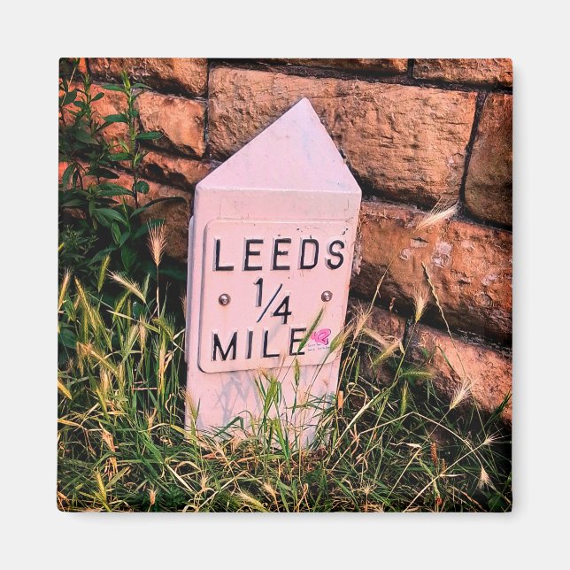 Leeds quarter mile magnet (Front)