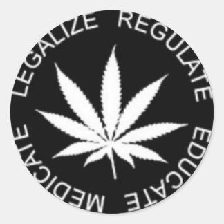 Legalise-Regulate Classic Round Sticker