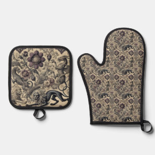 Legend of the Gilded Guardians — Gothic Victorian Oven Mitt & Pot Holder Set