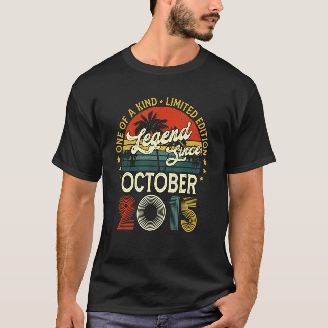 Legend Since October 2015 7th Birthday  7 Years Ol T-Shirt (Front)
