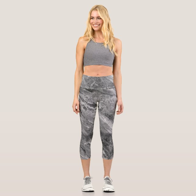 Leggings That Hug Your Curves in All the Right (Front)