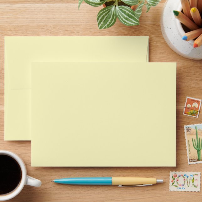 Lemon Chiffon Solid Colour Envelope (Desk)