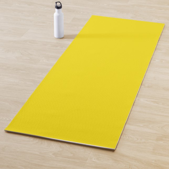Lemon Yellow Yoga Mat (In Situ)